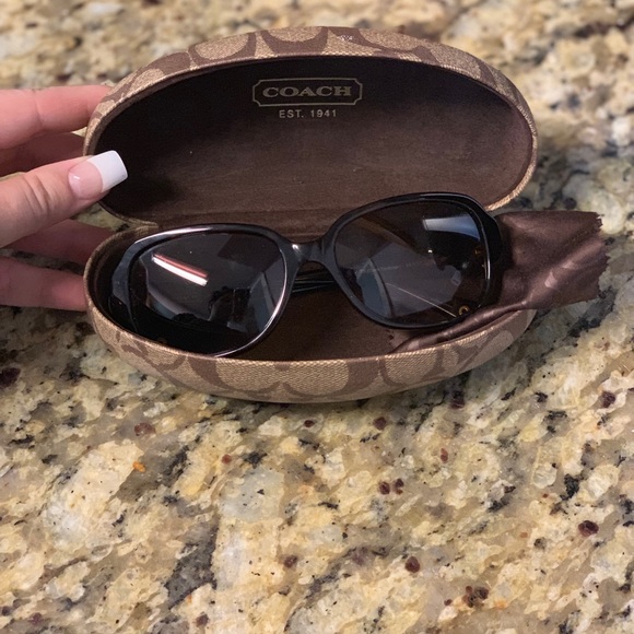 Coach sunglasses - Picture 2 of 3